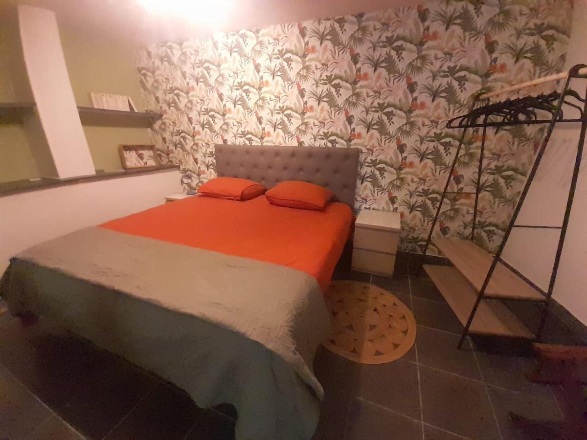 Gite Olivia Saint-Florent-sur-Auzonnet Exterior foto